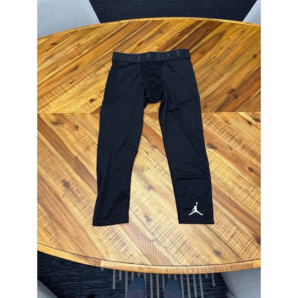 Jordan Sport 3/4 Tights Men’s Medium Black Dri-FIT Compression Pocket